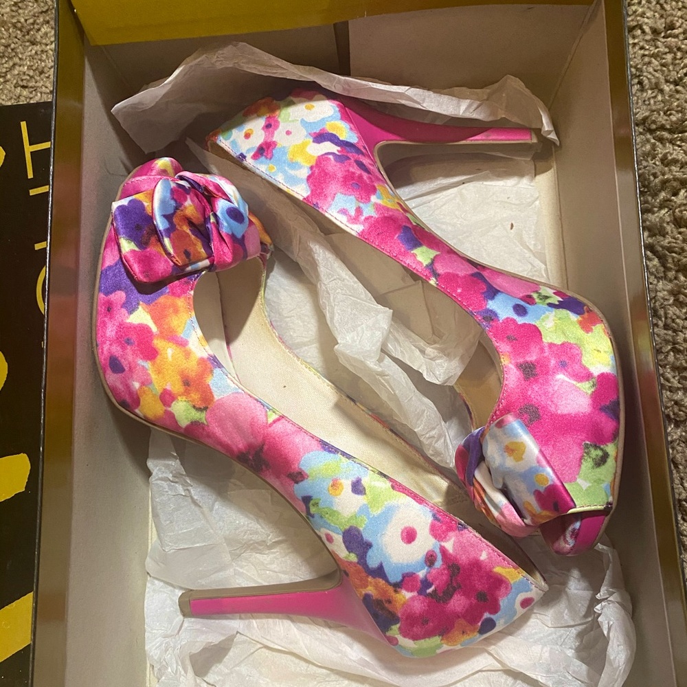 Women’s Shoes